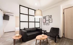 Elegant Athens Downtown Studio