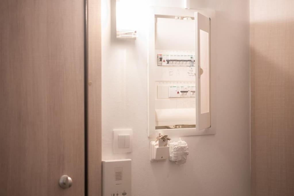 Elegant Athens Downtown Studio Εξωτερικό φωτογραφία