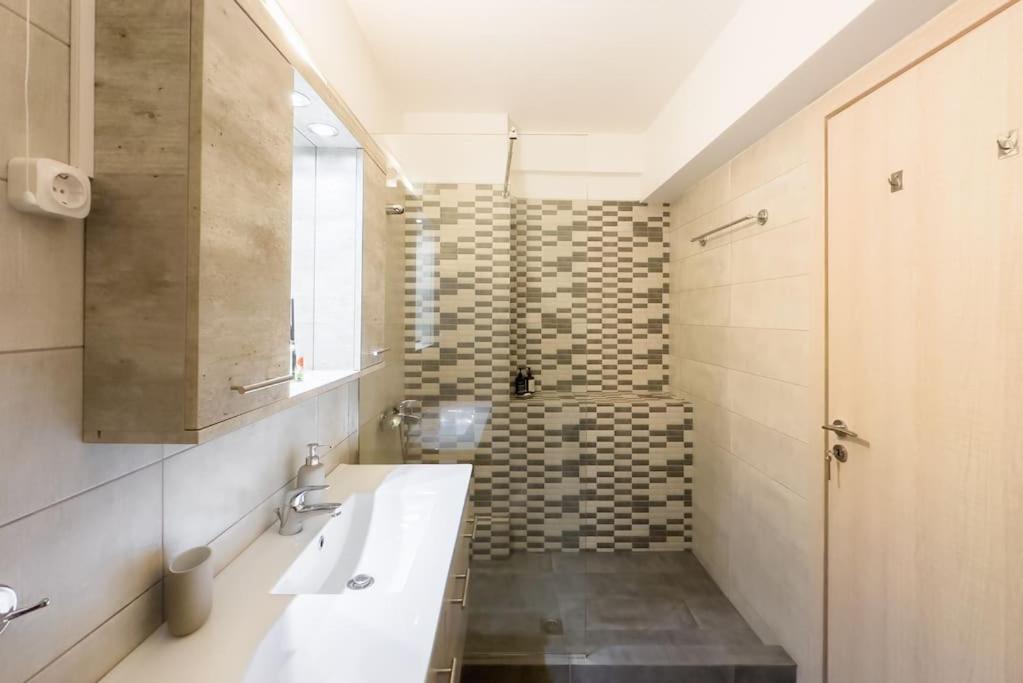 Elegant Athens Downtown Studio Εξωτερικό φωτογραφία